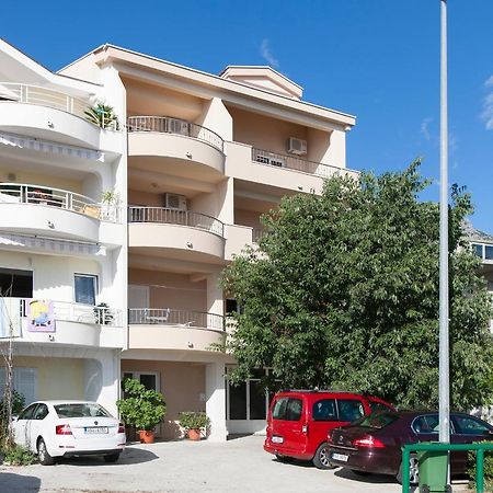 Apartments Nevenka I Josko Tučepi Exterior foto